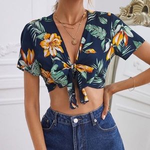 Tropical Print Tie Front Crop Top NWOT